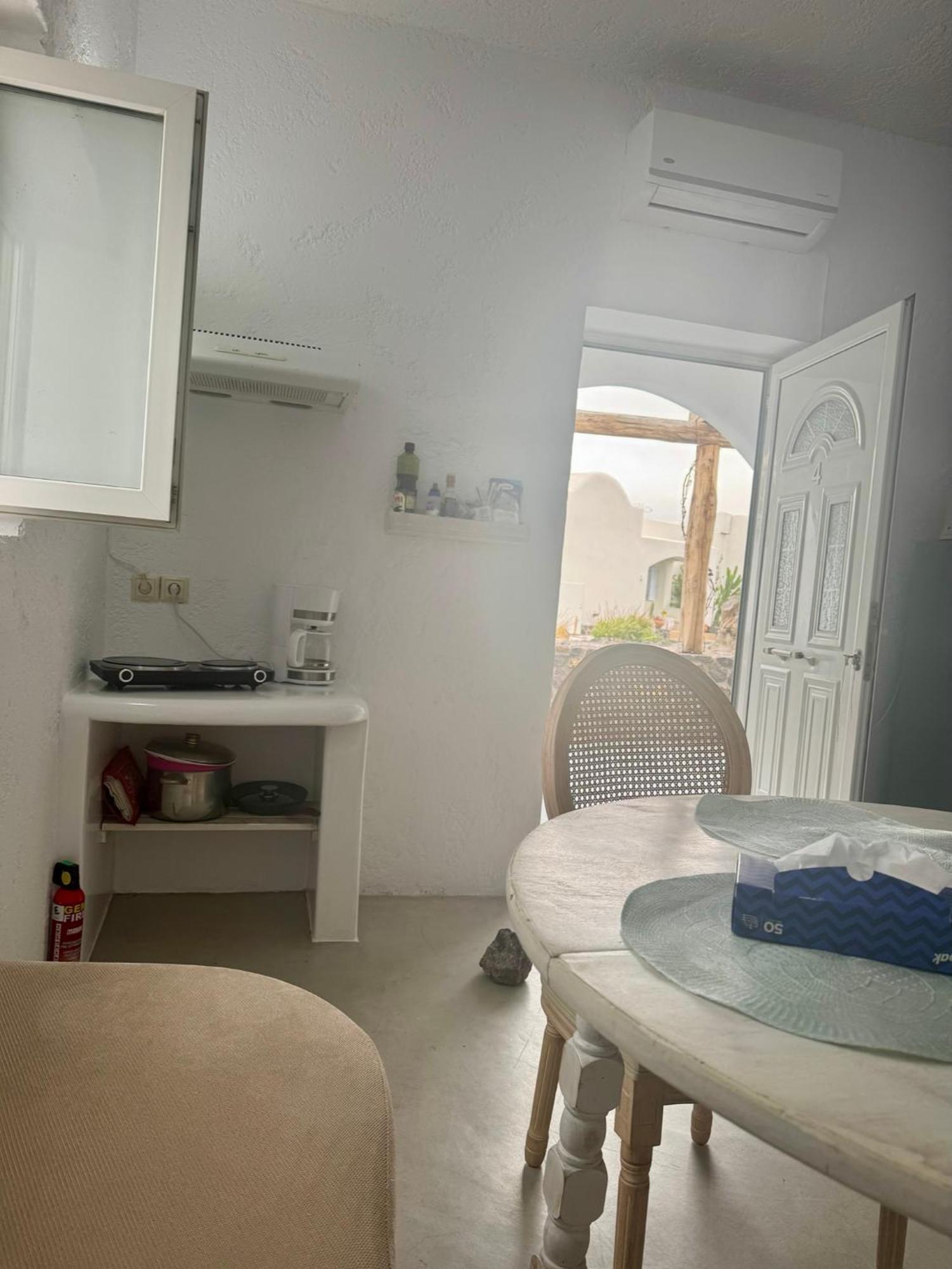 Sakas Residences Karterados  Buitenkant foto